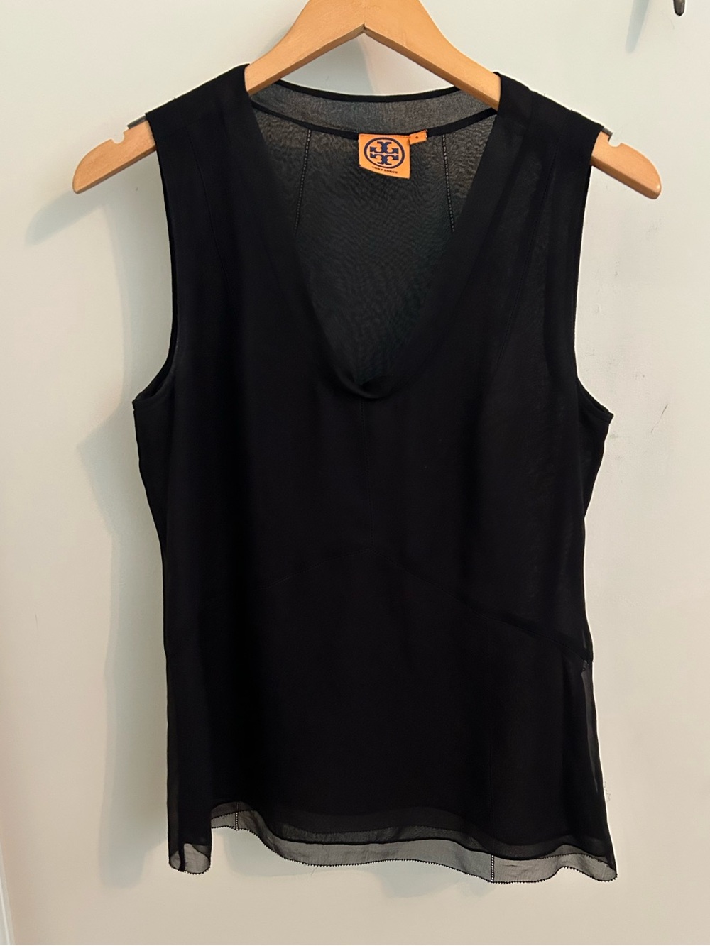 Tory Burch 100% Silk Black Sleeveless Lined Blouse Size 6